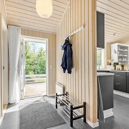 8424-knebel-rastestedet-46 Semesterbostad *